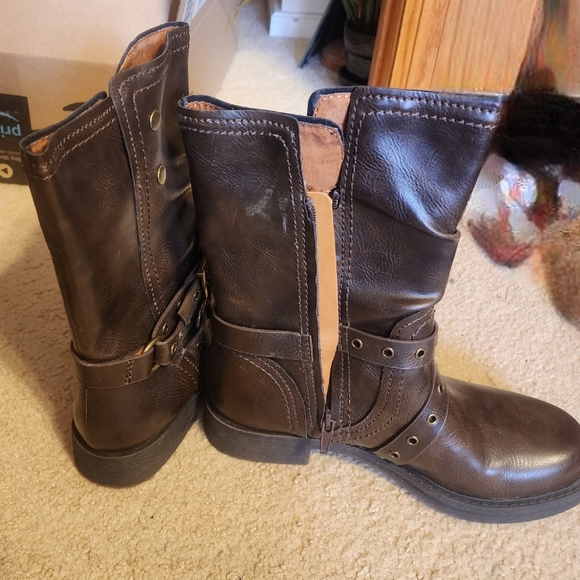 Zodiac brown Moto-Inspired Boot size 9 - Picture 3 of 4